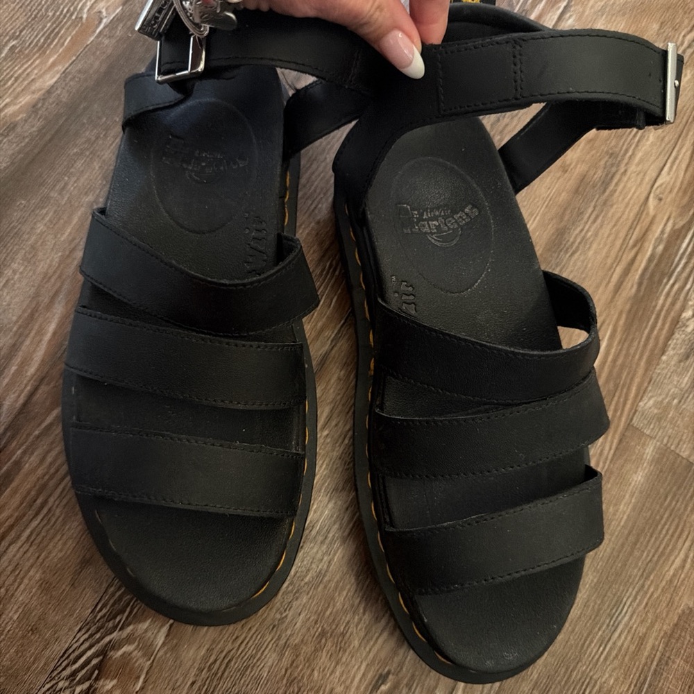 Dr. Martens Blair platform sandals with Yellow Stitching - Picture 3 of 8